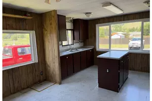 800 King St, Powers, OR 97466 - Photo 4
