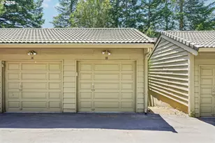 38 Cervantes Cir, Lake Oswego, OR 97035 - Photo 26