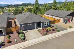 580 Wetleau Dr, Lowell, OR 97452 - Photo 42