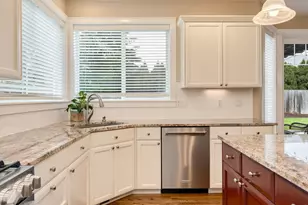 14612 NW 22nd Ave, Vancouver, WA 98685 - Photo 8