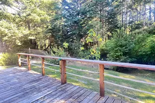 42065 Vista Dr, Port Orford, OR 97465 - Photo 34