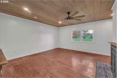 19448 SW Scholls Ferry Rd, Beaverton, OR 97007 - Photo 20