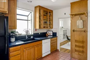 1729 SE 31st Ave, Portland, OR 97214 - Photo 24