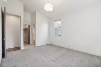 29280 SW Costa Cir, Wilsonville, OR 97070 - Photo 18