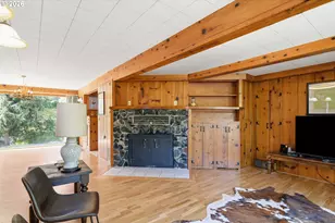 90357 Thomson Ln, Vida, OR 97488 - Photo 8