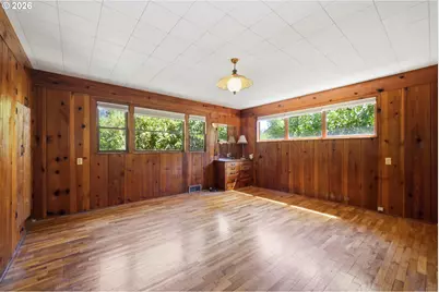 90357 Thomson Ln, Vida, OR 97488 - Photo 22