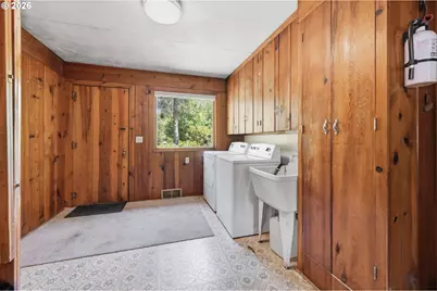 90357 Thomson Ln, Vida, OR 97488 - Photo 28