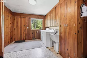 90357 Thomson Ln, Vida, OR 97488 - Photo 28