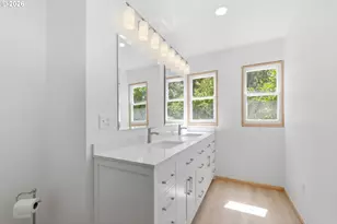 90357 Thomson Ln, Vida, OR 97488 - Photo 20