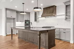 760 N V St, Washougal, WA 98671 - Photo 8