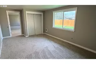 283 NE 34th Pl, Hillsboro, OR 97124 - Photo 18
