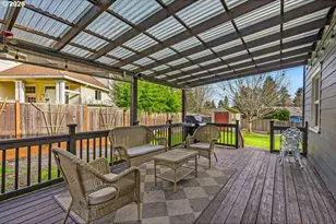 8465 SW Blake St, Tualatin, OR 97062 - Photo 36