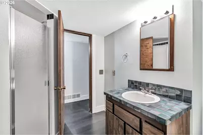 4645 NW 191st Ave, Portland, OR 97229 - Photo 34