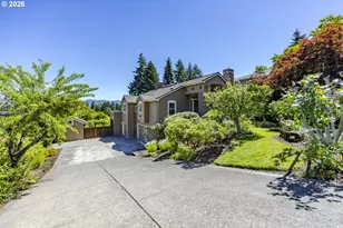 410 Spyglass Dr, Eugene, OR 97401 - Photo 2