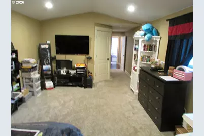360 Cindy Ln, Mount Angel, OR 97362 - Photo 22