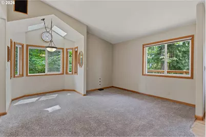 10902 S Huntington Dr, Oregon City, OR 97045 - Photo 20