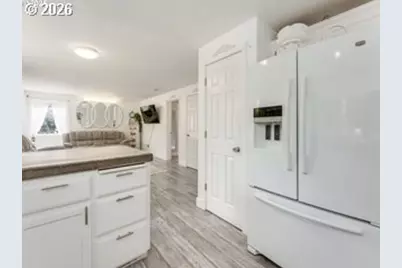 3200 SE Hampton Loop, Troutdale, OR 97060 - Photo 6