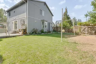 3200 SE Hampton Loop, Troutdale, OR 97060 - Photo 36