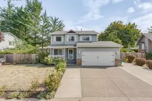3200 SE Hampton Loop, Troutdale, OR 97060 - Photo 2