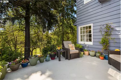 7939 SW 11th Ave, Portland, OR 97219 - Photo 10