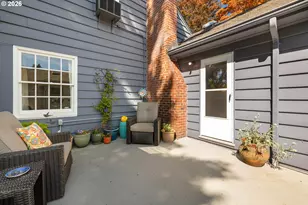7939 SW 11th Ave, Portland, OR 97219 - Photo 12