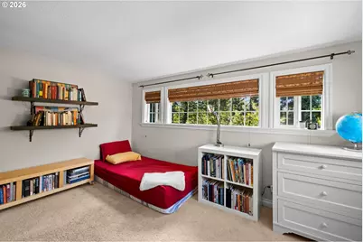 7939 SW 11th Ave, Portland, OR 97219 - Photo 24