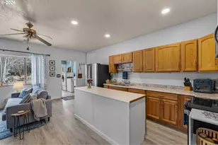 16122 Lava Dr, La Pine, OR 97739 - Photo 12