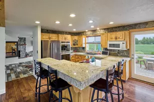 9293 Broadacres Rd NE, Aurora, OR 97002 - Photo 10