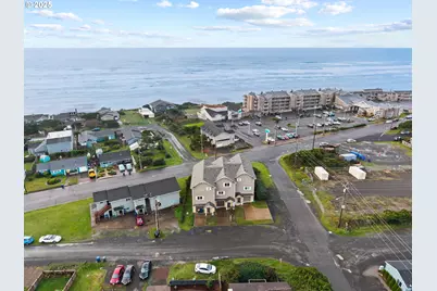 906 SW 7th St #B, Newport, OR 97365 - Photo 14