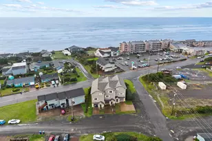 906 SW 7th St, Newport, OR 97365 - Photo 14