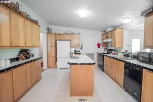 28285 Spencer Creek Rd, Eugene, OR 97405 - Photo 6