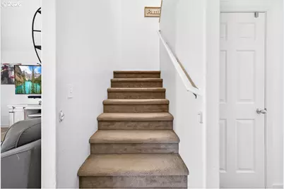 228 E 12th St, Lafayette, OR 97127 - Photo 16