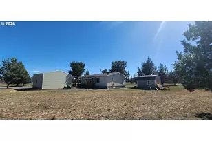 12726 SW Spur Pl, Terrebonne, OR 97760 - Photo 16