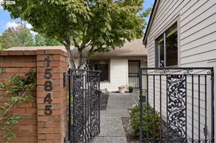 15845 SW Greens Way, Portland, OR 97224 - Photo 4