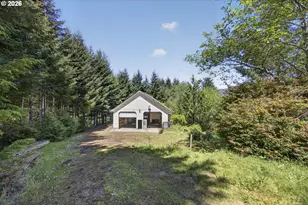 89453 Rustic Ln, Florence, OR 97439 - Photo 32