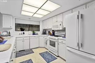 3788 SE 25th St, Gresham, OR 97080 - Photo 2