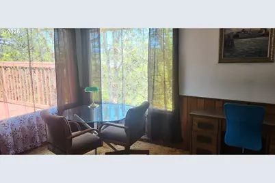 522 SE Hillside Dr, Roseburg, OR 97470 - Photo 14