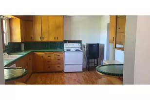 522 SE Hillside Dr, Roseburg, OR 97470 - Photo 16