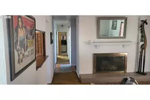 522 SE Hillside Dr, Roseburg, OR 97470 - Photo 12