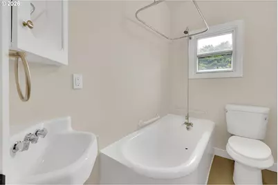 4030 4032 SE Main St, Portland, OR 97214 - Photo 38