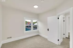 4030 SE Main St, Portland, OR 97214 - Photo 34