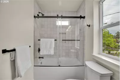 8071 SE Carlton St, Portland, OR 97206 - Photo 24