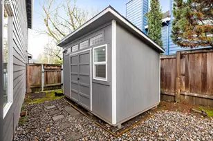 4811 SW Orchard Ln, Portland, OR 97219 - Photo 36