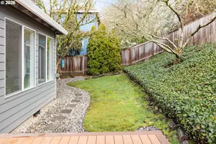 4811 SW Orchard Ln, Portland, OR 97219 - Photo 34