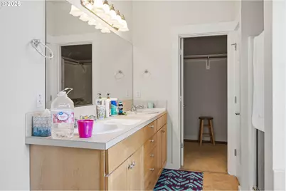 2422 W 10th St, Washougal, WA 98671 - Photo 16