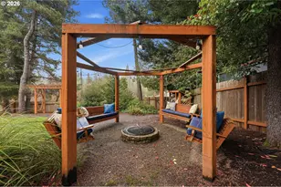 1471 Greentree Cir, Lake Oswego, OR 97034 - Photo 34