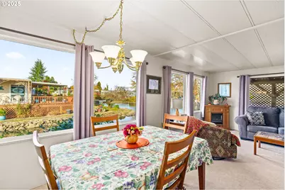 1800 Lakewood Ct #127, Eugene, OR 97402 - Photo 14