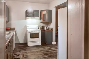 63721 Harriet Rd, Coos Bay, OR 97420 - Photo 6