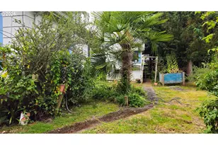 63721 Harriet Rd, Coos Bay, OR 97420 - Photo 22