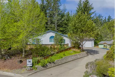 2138 Lynne Dr, North Bend, OR 97459 - Photo 1